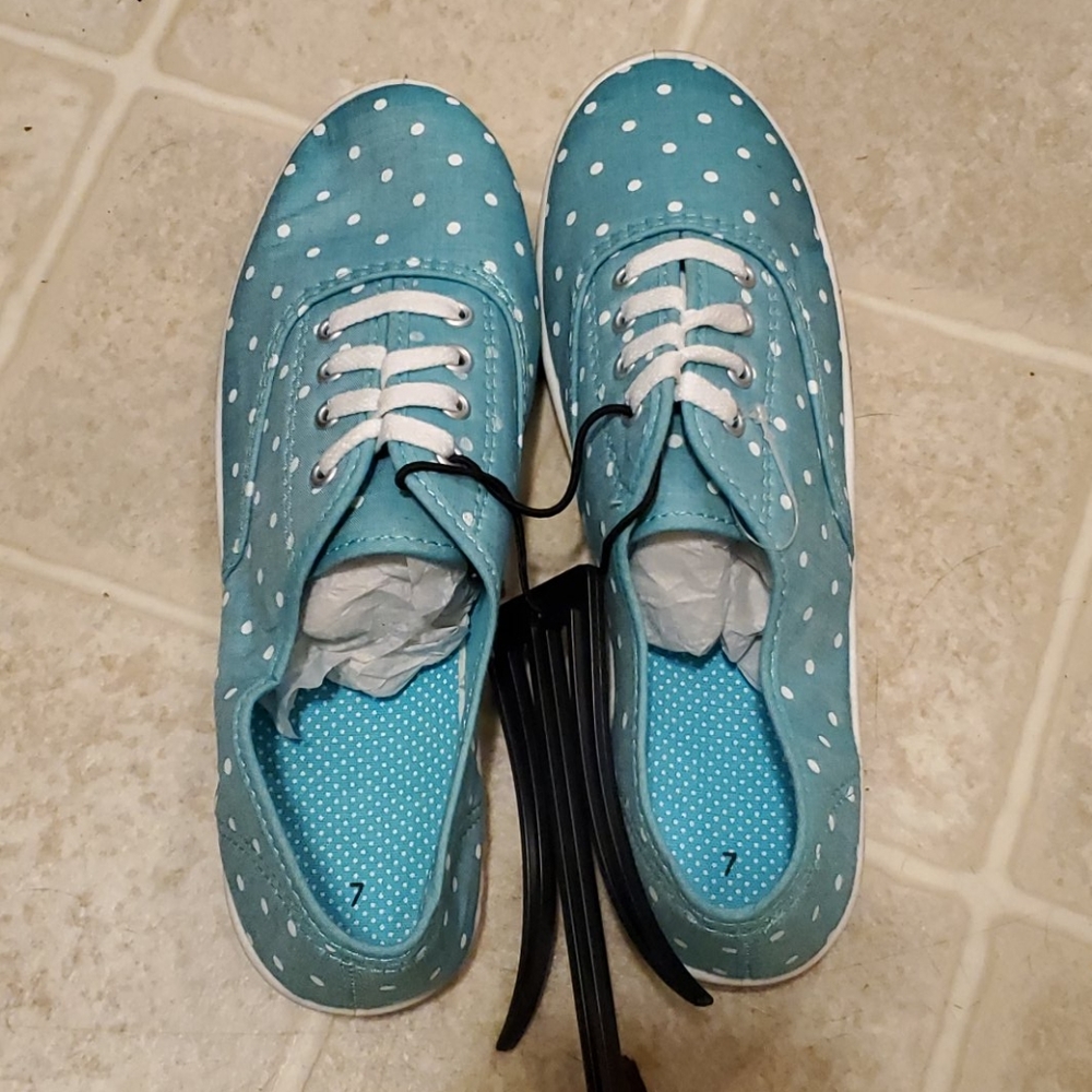 New - teal and white polka dot shoes